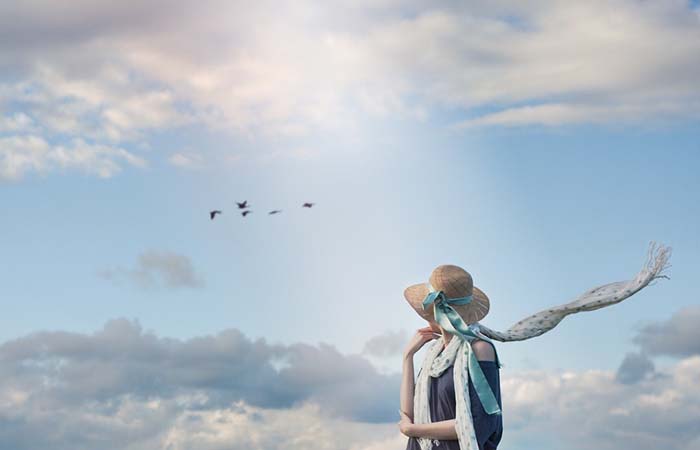 Phàm là con đường đã đi qua, đều sẽ để lại vết tích. Thời gian chính là giống như một cục tẩy, có thể nhẹ nhàng xóa đi những sự việc mà bạn đã từng vô tình hay cố ý mà vụt mất kia. (Ảnh: pinterest.com)